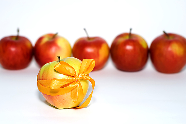 포토 JPG 해외이미지 리본 음식 컨셉 과일 건강 선물 사람없음 빨간색 노란색 신선 그룹 고독 사과 배열 활 개성 건강식 해외202004 해외포토 감정 컬러 파일형식 이미지허브