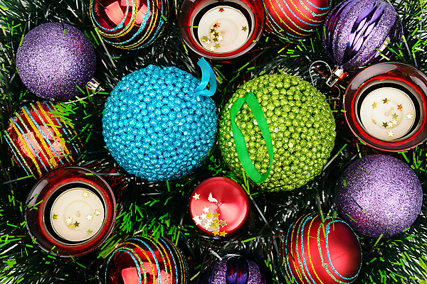 포토 JPG 해외이미지 나무 별 리본 백그라운드 크리스마스 겨울 패턴 목걸이 공 유리 휴가 새로움 매달리기 사람없음 장식 빨간색 초록색 빛 장난감 크리스마스트리 노란색 활발 장식볼 축하 소나무 원형 화려 황금 연도 오브젝트 촛대 상록수 전나무 여의주 가문비나무 해외202004 해외포토 자연요소 도형 식물 계절 기념일 컬러 컨셉 무늬 장신구 모션 재질 파일형식 이미지허브