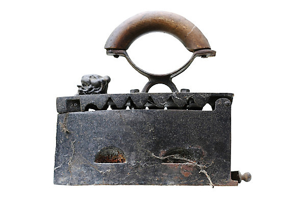 포토 JPG 해외이미지 전통 디자인 가정 주택 손잡이 사람없음 금속 힘 기계 수확 골동품 공구 뜨거움 거미줄 오브젝트 복고 무거움 다리미질 옛날 화상 해외202004 해외포토 농업 재질 건물 도구 무게 상처 파일형식 이미지허브