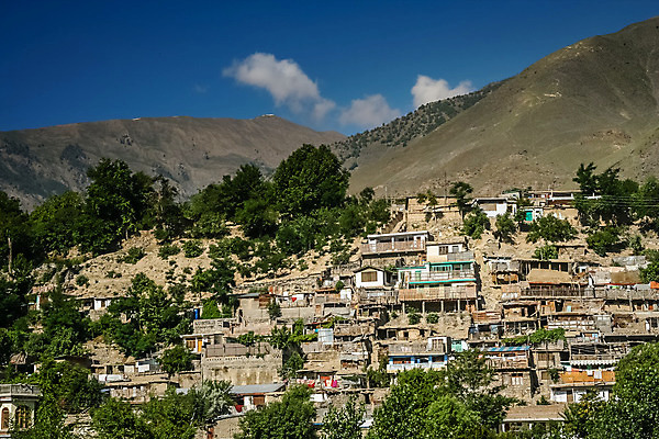 포토 JPG 해외이미지 아시아 여행 건축양식 호텔 출입구 산 거리 주택 풍경 사람없음 건물 마을 계곡 발코니 시골 도시 재산 작음 가난 언덕 지역 북쪽 타운 멀리 서식지 리빙 교외 파키스탄 히말라야 해외202004 해외포토 건축물 건축 나라 컨셉 숙소 금융 크기 방향 파일형식 산맥 이미지허브