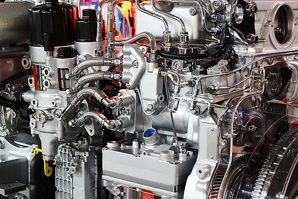 포토 JPG 해외이미지 부분 사람없음 힘 기계 장비 운전 벨트 철 볼트 짐차 무거움 엔진 기어 모터 디젤 실린더 철강 해외202004 해외포토 잡화 모션 자동차 공구 무게 파일형식 이미지허브