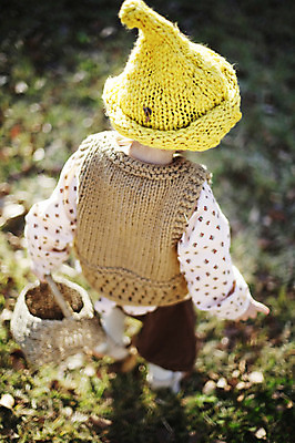 포토 JPG 주간 전신 나무 식물 모자 계절 여자 낙엽 자연 나뭇잎 한국 한명 서기 들기 사람 동양인 풍경 야외 뒷모습 아웃포커스 바구니 가을풍경 한국인 가을 아기 경주 경상북도 경상도 여자만 여자한명만 아기만 여자아기만 여자아기한명만 국내포토 자연요소 1 잡화 아시아 뷰포인트 잎 모션 촬영기법 인종 생태계 파일형식 가을_계절