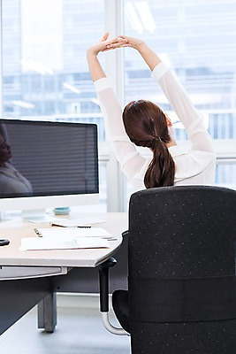 포토 JPG 주간 여자 의자 비즈니스 창문 실내 한명 사람 앉기 동양인 상반신 20대 성인 뒷모습 비즈니스라이프 컴퓨터 사무실 손들기 모니터 다이어리 공책 한국인 업무 직장인 비즈니스우먼 작업실 책상 기지개 여자만 여자한명만 성인여자만 청년만 청년여자만 성인한명만 청년여자한명만 성인여자한명만 성인만 국내포토 자연요소 직업 1 라이프스타일 뷰포인트 가구 모션 문구용품 인종 청년 내부 전자제품 사무용품 작업 파일형식