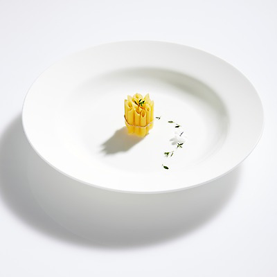 포토 JPG 스튜디오촬영 식기 접시 음식 식재료 재료 파스타 실내 요리 사람없음 아웃포커스 끈 면류 면 묶기 펜네 국내포토 모션 서양음식 촬영기법 내부 파일형식