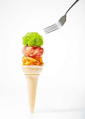 포토 JPG 스튜디오촬영 식기 음식 포크 식재료 재료 아이스크림 파스타 실내 종류 요리 누끼 사람없음 아웃포커스 면류 면 아이스크림콘 국내포토 디저트 서양음식 촬영기법 내부 콘 파일형식