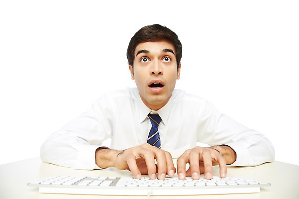 포토 JPG 스튜디오촬영 서양인 외국인 백인 해외기획촬영 응시 2012년태국 남자 비즈니스 실내 표정 스마트라이프 한명 누끼 사람 정장 상반신 20대 성인 앞모습 비즈니스라이프 놀람 웹서핑 타이핑 키보드 직장인 비즈니스맨 유머 스마트 책상 코믹 성인남자한명만 국내포토 직업 1 라이프스타일 시선 옷 감정 뷰포인트 가구 컨셉 인종 청년 내부 남자한명만 성인남자만 파일형식