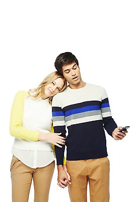 포토 JPG 스튜디오촬영 서양인 외국인 백인 해외기획촬영 라이프스타일 커플 응시 2012년태국 여자 남자 데이트 실내 스마트라이프 서기 미소 웃음 들기 누끼 사람 20대 성인 두명 라이프 앞모습 캐주얼 스마트폰 핸드폰 손잡기 스마트폰중독 청년만 성인만 스몸비 국내포토 시선 옷 뷰포인트 관계 모션 표정 인종 청년 내부 생활 전자제품 스마트기기 신조어 중독 파일형식