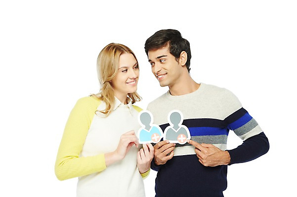 포토 JPG 스튜디오촬영 서양인 외국인 백인 해외기획촬영 라이프스타일 커플 2012년태국 여자 남자 종이 실내 스마트라이프 미소 웃음 들기 누끼 사람 손짓 상반신 20대 성인 두명 라이프 앞모습 캐주얼 친구 마주보기 페이퍼플레이 이모티콘 메신저 친구추가 청년만 성인만 국내포토 옷 뷰포인트 관계 모션 표정 인종 청년 내부 생활 파일형식