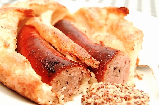 포토 JPG 해외이미지 그릇 음식 영국 육류 돼지고기 요리 사람없음 식사 저녁식사 소시지 준비 점심식사 해외202004 해외포토 식기 유럽 식재료 가공식품 파일형식 이미지허브