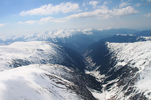 포토 JPG 해외이미지 주간 겨울 자연 하늘 산 사람없음 야외 겨울풍경 전경 설산 해외202004 해외포토 자연요소 계절 풍경 생태계 파일형식 탑뷰 이미지허브