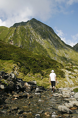 포토 JPG 해외이미지 공원 여자 남자 스포츠 자연 산 풍경 성인 사람없음 야외 하이킹 해외202004 해외포토 공공시설 레저 사람 생태계 파일형식 이미지허브
