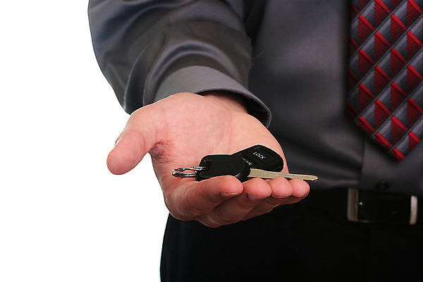 포토 JPG 해외이미지 손 포즈 이동 셔츠 비즈니스 손가락 넥타이 열쇠 손바닥 사람없음 전자제품 사무실 회색 흰색 못 소매 넘어짐 제의 해외202004 해외포토 잡화 컬러 컨셉 상의 모션 신체부위 공구 파일형식 이미지허브