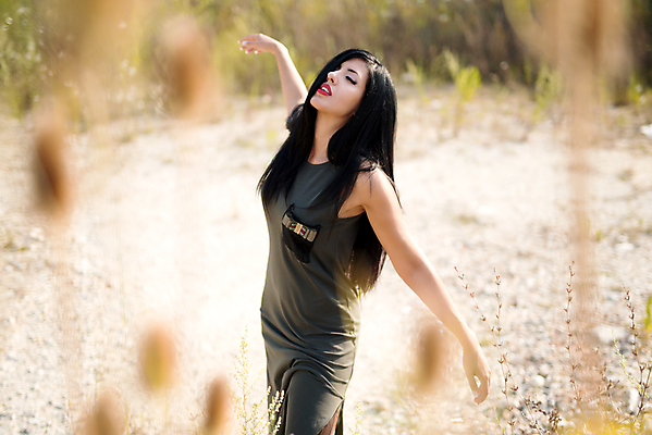 포토 JPG 해외이미지 식물 라이프스타일 손 드레스 계절 여자 행복 백그라운드 밭 농업 자연 휴가 건강 한명 사람 풍경 야외 여름 농작물 유행 꿈 자유 가을 시골 개화 낟알 시리얼 밀 보리 장면 돌봄 밭일 해외202004 해외포토 1 옷 꽃 감정 산업 음식 컨셉 모션 곡류 생활 신체부위 생태계 파일형식 이미지허브