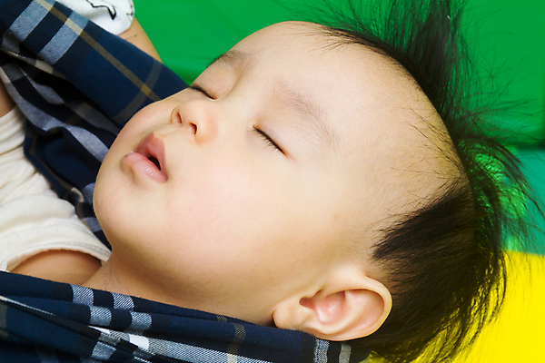 포토 JPG 해외이미지 어린이 휴식 건강 피곤 사랑 한명 사람 동양인 소년 평화 중국 침묵 침실 꿈 표현 아기 잠 닫기 달콤 작음 담요 낮잠 부드러움 팔 거짓말 걸음마 결백 돌봄 천진난만 취침시간 안락 해외202004 해외포토 1 남자 감정 아시아 컨셉 모션 인종 신체부위 소리 감각 맛 크기 파일형식 이미지허브