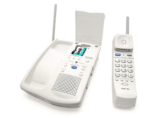 포토 JPG 해외이미지 통신 대화 사람없음 스마트폰 숫자 장비 흰색 연결 무선전화기 전화기 무선 오브젝트 수화기 싱글 테이프 다이얼 목소리 고립 답변 타종 해외202004 해외포토 문자 컬러 문구용품 말하기 핸드폰 스마트기기 종 파일형식 이미지허브