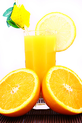 포토 JPG 해외이미지 실루엣 음료 음식 백그라운드 다이어트 오렌지 과일 재료 부분 자연 유리 귤 건강 사람없음 약 노란색 주스 활발 추위 흰색 신선 원형 달콤 아침식사 자르기 먹기 오브젝트 상쾌 날것 고립 신맛 완벽 해외202004 해외포토 도형 감정 컬러 컨셉 의학 모션 재질 촬영기법 식사 맛 생태계 파일형식 이미지허브