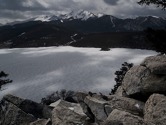 포토 JPG 해외이미지 구름 호수 크리스마스 겨울 하늘 산 사람없음 냉동 어둠 바위 12월 1월 절정 콜로라도 눈내림 해외202004 해외포토 자연요소 계절 기념일 눈_날씨 미국 돌_바위 날짜 파일형식 이미지허브