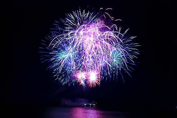 포토 JPG 해외이미지 야경 하늘 사람없음 야외 건물 해외202004 해외포토 건축물 야간 파일형식 풍경_경치 이미지허브