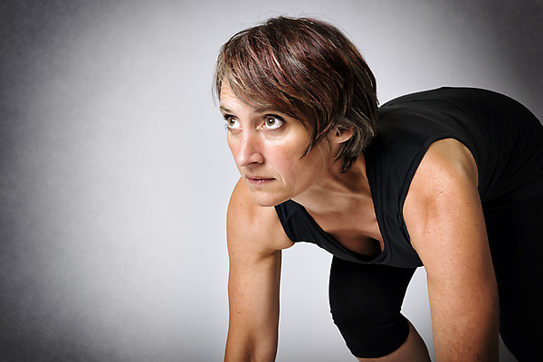 포토 JPG 해외이미지 백인 모델 1 손 옷 여자 행복 스포츠 백그라운드 신체 성공 엄마 건강 한명 미소 사람 성인 달리기 운동 흰색 자신감 중앙 정상 체육관 해외202004 해외포토 서양인 감정 컬러 컨셉 가족 모션 표정 신체부위 파일형식 이미지허브