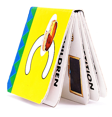 포토 JPG 해외이미지 교육 종이 어린이 텍스트 사람없음 책 편지 심볼 읽기 그림 페이지 해외202004 해외포토 모션 사람 파일형식 이미지허브