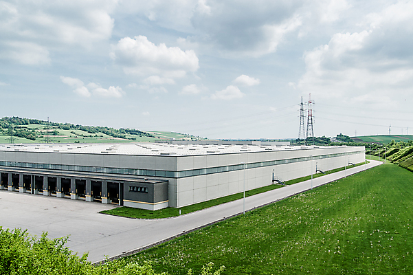 포토 JPG 해외이미지 식물 외관 유럽 산업 도로 밭 공장 자연 하늘 새로움 거리 주택 안테나 사람없음 야외 건물 가로 사무실 문 힘 회색 화물 도시 제조 주식 큼 입장 창고 시설 상업 수납 땅바닥 분배 썩음 해외202004 해외포토 건축물 나라 길 컬러 컨셉 농업 비즈니스 통신 공업 교통시설 바닥 금융 운송업 크기 생태계 파일형식 이미지허브