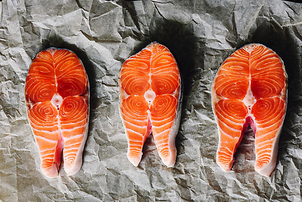 포토 JPG 해외이미지 조각 식재료 단면 사람없음 신선 날것 연어 종이호일 생연어 해외포토 어류 파일형식 이미지허브