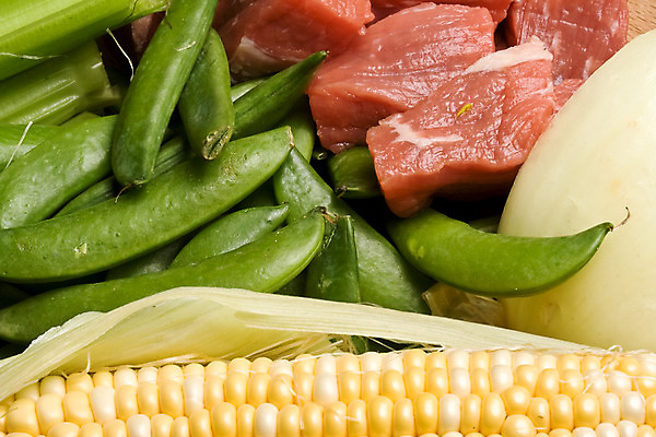 포토 JPG 해외이미지 전통 음식 다이어트 채소 양파 서브 건강 마늘 육류 옥수수 요리 사람없음 초록색 식당 식사 저녁식사 당근 시골 신선 클래식 수프 먹기 허브 향신료 묘사 준비 날것 슬라이스 점심식사 채식주의자 해외202004 해외포토 식물 컬러 컨셉 식재료 모션 곡류 뿌리채소 상점 채식 향미료 파일형식 이미지허브