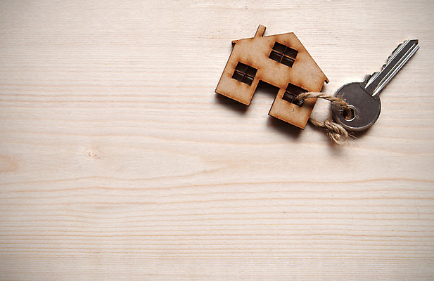 포토 JPG 해외이미지 모양 백그라운드 열쇠 부동산 주택 사람없음 미니어처 재산 보호 구매 보안 해외202004 해외포토 컨셉 안전 건물 금융 쇼핑 모형 파일형식 이미지허브