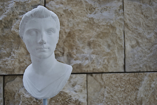 포토 JPG 해외이미지 문화 조각 사람없음 조각상 머리 이탈리아 역사 로마 박물관 고고학 로마인 옛날 제국 시저 해외202004 해외포토 교육 유럽 인종 신체부위 조형물 정치가 파일형식 이미지허브