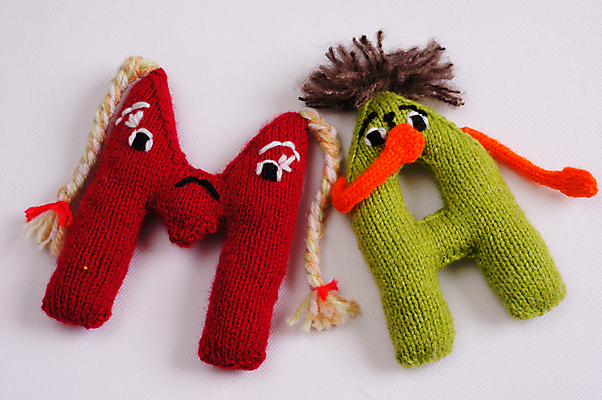 포토 JPG 해외이미지 알파벳 감정 얼굴 백그라운드 크리스마스 추상 아이디어 선물 취미 사람없음 장난감 놀람 흰색 생일 뜨개질 상품 편지 니트 흰배경 만들기 A M 양모 핸드메이드 해외202004 해외포토 영어 기념일 컬러 컨셉 상의 무늬 모션 표정 신체부위 직물 파일형식 이미지허브