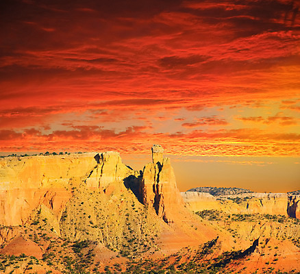 포토 JPG 해외이미지 모래 오렌지 하늘 날씨 건조 풍경 사람없음 빨간색 컬러풀 노란색 미국 일몰 활발 사막 황금 저녁 언덕 부식 강렬 뉴멕시코 울퉁불퉁 수평선 해외202004 해외포토 컬러 컨셉 북아메리카 과일 노을 야간 파일형식 이미지허브