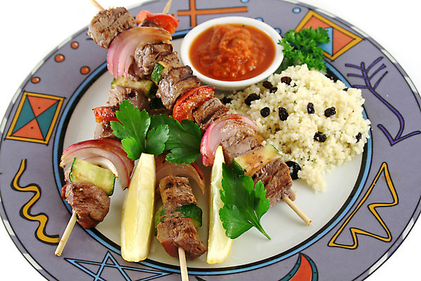 포토 JPG 해외이미지 다이어트 채소 고추 양파 피망 파슬리 건강 요리 사람없음 식사 저녁식사 소고기 신선 고명 꼬치 맛 레몬 허브 건강식 내추럴 점심식사 건포도 메인요리 저지방 저칼로리 주키니 해외202004 해외포토 식물 음식 컨셉 과일 포도 육류 기름_음식 건과일 파일형식 이미지허브