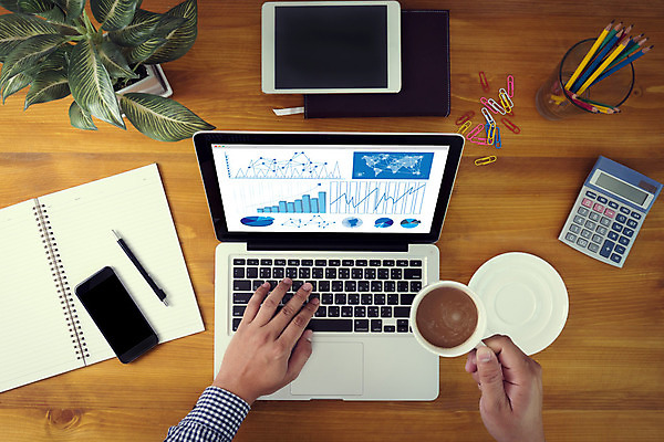 포토 JPG 해외이미지 인터넷 비즈니스 통신 통계 그래프 협력 아이디어 직장 관리 사람없음 금융 경제 노트북 컴퓨터 사무실 공책 자료 정보 성장 타이핑 업무 작업 바 네트워크 목표 계획 연결 책상 분석 보고서 바쁨 수익 회계 골 마케팅 프로젝트 해외202004 해외포토 가구 컨셉 회사 문구용품 전자제품 파일형식 이미지허브