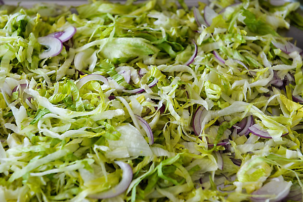 포토 JPG 해외이미지 식물 그릇 접시 문화 음료 음식 조각 백그라운드 잎 다이어트 토마토 채소 과일 재료 자연 탁자 양파 오이 건강 사람없음 빨간색 초록색 정원 식사 저녁식사 봄 샐러드 종 신선 사발 아침식사 상추 먹기 상쾌 유기농 양배추 날것 후추 점심식사 딜 채식주의자 핸드메이드 개조 비건 해외202004 해외포토 식기 웰빙 계절 감정 컬러 가구 모션 사기그릇 향신료 생태계 채식 파일형식 이미지허브