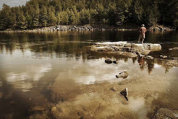 포토 JPG 해외이미지 라이프스타일 계절 남자 호수 스포츠 자연 아침 낚시 휴가 휴식 어류 한명 서기 사람 풍경 취미 야외 물 여름 강 반사 평화 침묵 고요 봄 잡기 황무지 저녁 그림 복고 낚시꾼 주말 베이스 해외202004 해외포토 주간 자연요소 1 컨셉 모션 현악기 레저 생활 수중동물 소리 야간 생태계 파일형식 이미지허브