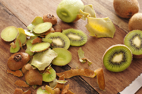 포토 JPG 해외이미지 음식 디저트 도마 건강 사람없음 신선 자르기 준비 반쪽 이국적 해외202004 해외포토 모션 주방용품 파일형식 이미지허브