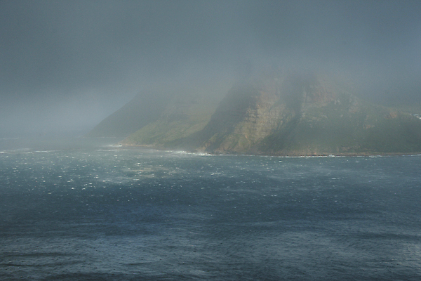 포토 JPG 해외이미지 파도 바다 여행 자연 하늘 바람 풍경 사람없음 야외 물 파란색 일출 어둠 일몰 거품 조약돌 위험 분무기 암초 폭풍 남아프리카 케이프타운 수평선 해외202004 해외포토 자연요소 컬러 컨셉 아프리카 날씨 노을 돌_바위 생태계 남아프리카공화국 파일형식 이미지허브
