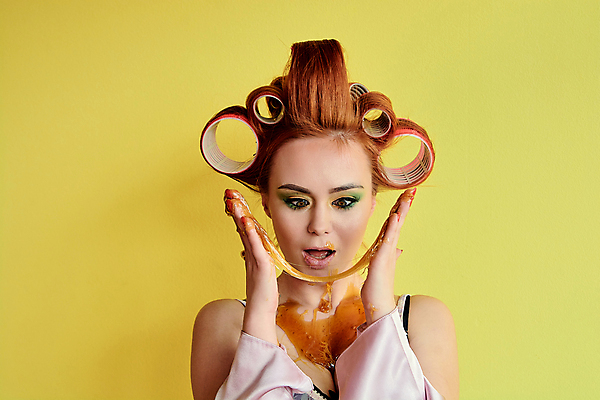 포토 JPG 해외이미지 모델 헤어스타일 손 여자 감정 얼굴 컨셉 신체 가정 건강 한명 유행 상점 스파 화장품 마사지 가죽 미용사 설탕 피부 주부 반죽 롤러 스킨케어 팔 순서 삭제 돌봄 왁스 위생관리 제모 의료성형뷰티 해외202004 해외포토 직업 1 모션 관리 사람 신체부위 뷰티 파일형식 이미지허브