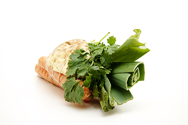 포토 JPG 해외이미지 식물 음식 줄기 잎 채소 파슬리 건강 사람없음 초록색 식사 당근 수확 신선 먹기 흰배경 날것 부추 해외202004 해외포토 컬러 백그라운드 농업 모션 뿌리채소 흰색 파일형식 이미지허브