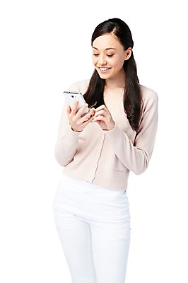 포토 JPG 스튜디오촬영 서양인 외국인 백인 해외기획촬영 긴머리 응시 2012년태국 여자 실내 한명 서기 미소 웃음 들기 누끼 사람 20대 성인 라이프 앞모습 캐주얼 스마트폰 핸드폰 여자만 여자한명만 성인여자만 청년만 청년여자만 성인한명만 청년여자한명만 성인여자한명만 성인만 국내포토 1 헤어스타일 시선 옷 뷰포인트 모션 표정 인종 청년 내부 생활 전자제품 스마트기기 파일형식