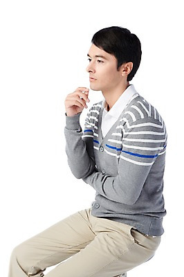 포토 JPG 스튜디오촬영 서양인 외국인 백인 해외기획촬영 라이프스타일 2012년태국 남자 여유 생각 의자 모션 실내 한명 누끼 사람 앉기 성인 라이프 옆모습 캐주얼 30대 고민 성인남자한명만 장년만 장년남자만 장년남자한명만 국내포토 1 옷 감정 뷰포인트 가구 인종 내부 생활 장년 남자만 남자한명만 성인남자만 성인만 파일형식