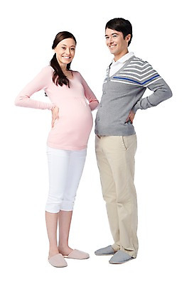 포토 JPG 스튜디오촬영 전신 서양인 외국인 백인 해외기획촬영 라이프스타일 부부 커플 2012년태국 여자 남자 여유 커플라이프 신혼부부 남편 실내 서기 미소 웃음 누끼 사람 성인 두명 라이프 앞모습 캐주얼 30대 임산부 임신 아내 출산 신혼 장년만 성인만 국내포토 옷 감정 뷰포인트 관계 모션 표정 인종 내부 생활 장년 파일형식