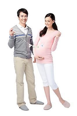 포토 JPG 스튜디오촬영 전신 서양인 외국인 백인 해외기획촬영 라이프스타일 부부 커플 2012년태국 여자 남자 여유 커플라이프 신혼부부 남편 실내 서기 미소 웃음 들기 누끼 사람 성인 두명 라이프 앞모습 캐주얼 30대 임산부 임신 아내 출산 신혼 가랜드 국내포토 옷 감정 뷰포인트 관계 모션 표정 인종 내부 생활 장년 파티용품 파일형식