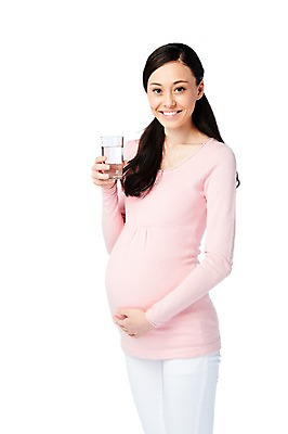 포토 JPG 스튜디오촬영 서양인 외국인 백인 해외기획촬영 라이프스타일 긴머리 2012년태국 여자 여유 잔 실내 한명 서기 미소 웃음 들기 누끼 사람 20대 성인 라이프 앞모습 컵 물 임산부 임신 출산 물컵 여자만 여자한명만 성인여자만 청년만 청년여자만 성인한명만 청년여자한명만 성인여자한명만 성인만 국내포토 자연요소 1 헤어스타일 식기 감정 뷰포인트 모션 표정 인종 청년 내부 생활 파일형식