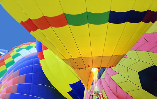 포토 JPG 해외이미지 밧줄 스포츠 여행 교통시설 하늘 휴가 기념 사람없음 여름 파란색 컬러풀 노란색 바구니 축제 경쟁 열기구 축하 뜨거움 승차 항공 풍선 해외202004 해외포토 계절 줄 컬러 교통 컨셉 항공교통 모션 시설 파일형식 이미지허브