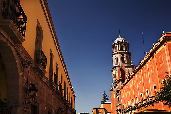 포토 JPG 해외이미지 외관 기독교 종교 벽 여행 십자가 오렌지 건축양식 하늘 벽돌 멕시코 사람없음 건물 파란색 노란색 성당 교회 평화 탑 종 기도 도시 예수 영혼 역사 심볼 묘사 신성 첨탑 일요일 샌프란시스코 숭배 신앙심 옛날 해외202004 해외포토 건축물 건축 컬러 컨셉 북아메리카 과일 종교건축 신_종교 요일 파일형식 이미지허브