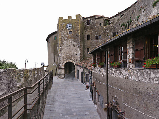 포토 JPG 해외이미지 유럽 여행 건축양식 산 거리 주택 풍경 사람없음 건물 도시풍경 여행객 계단 탑 이탈리아 바위 도시 중세 역사 재산 언덕 그림 타운 오르막 옛날 토스카나 해외202004 해외포토 건축물 건축 나라 사람 금융 돌_바위 파일형식 이미지허브