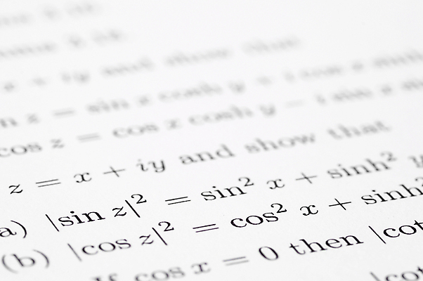 포토 JPG 해외이미지 교육 과학 백그라운드 학교 추상 사람없음 스터디 과학기술 흰색 수학 사인 대학교 공식 평등 이론 해외202004 해외포토 컬러 컨셉 무늬 교과목 기술 학습 파일형식 이미지허브