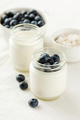 포토 JPG 해외이미지 열매 음식 조각 다이어트 과일 재료 유리 디저트 건강 사람없음 숟가락 식사 에너지 신선 항아리 아침식사 상품 시리얼 크림 상쾌 유기농 블루베리 섬유 푸딩 블랙베리 요거트 내추럴 뮤즐리 오트밀 칼슘 귀리 해외202004 해외포토 식물 웰빙 감정 재질 유제품 곡류 수저 직물 도자기 파일형식 이미지허브