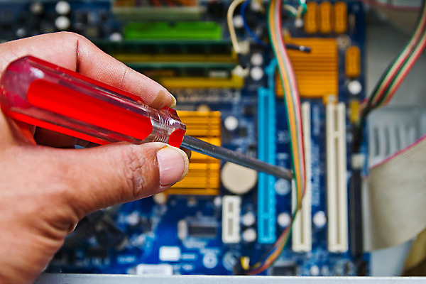 포토 JPG 해외이미지 산업 비즈니스 손가락 실험 관리 사람없음 컴퓨터 디지털 장비 시험 과학기술 업무 기술자 실험실 수리 인쇄 서비스 라디오 순환 반도체 전자 공학 유지 선로 프로세서 해외202004 해외포토 직업 손 교육 모션 기술 전자제품 작업 파일형식 이미지허브